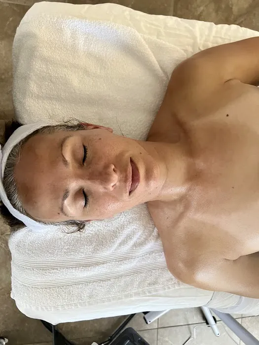 Glowing Skin Aesthetics LLC Picture 4