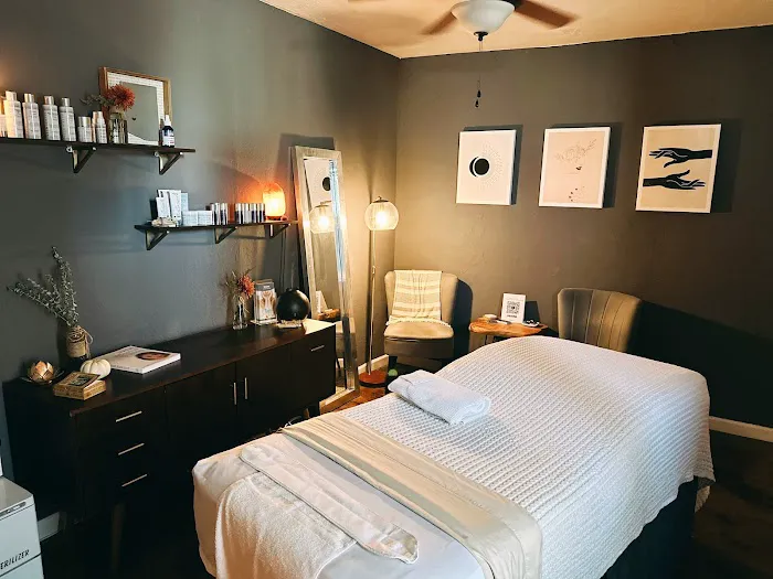 Face Love Holistic Skin Clinic Picture 1