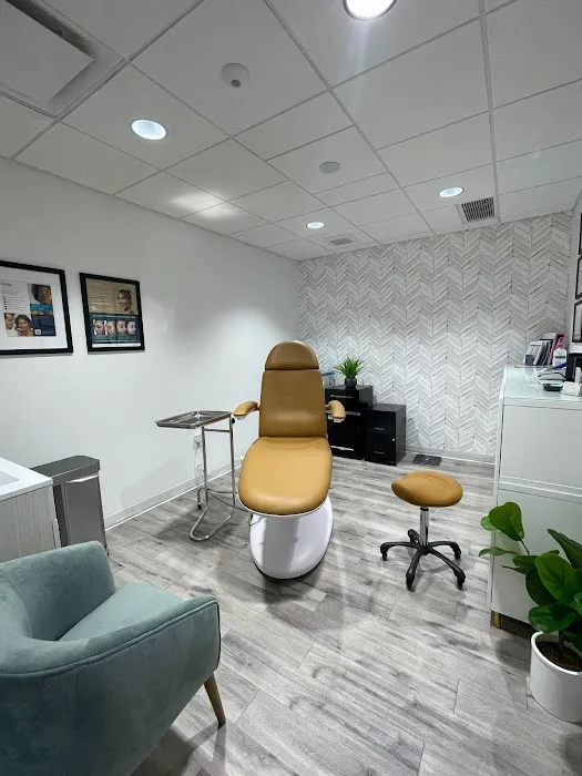 Symmetry Medical Aesthetics Picture 1