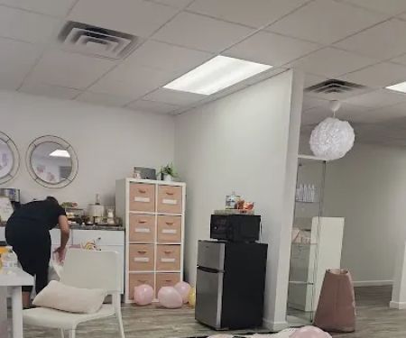 Hola Bonita Beauty Spa