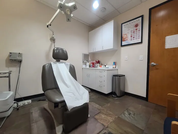 Advanced Desert Dermatology Picture 2