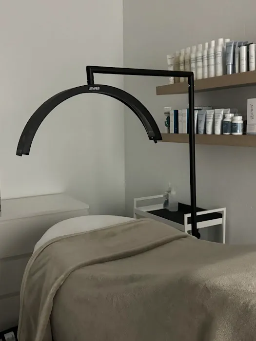 Lovely Esthetics Picture 6