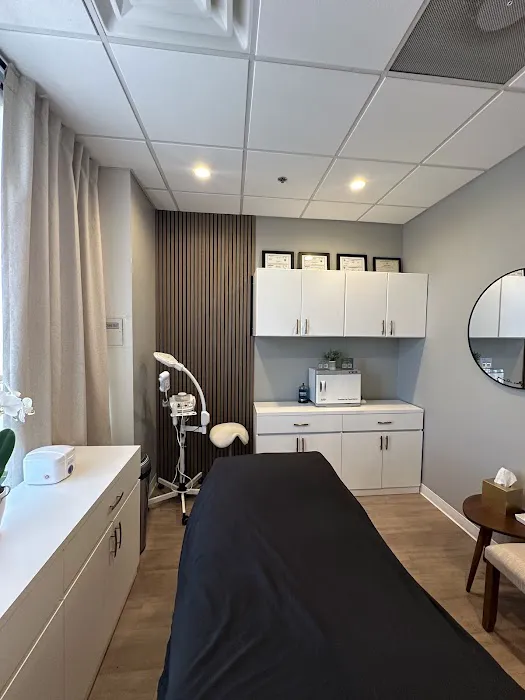 Cactus Glow Aesthetics Picture 3