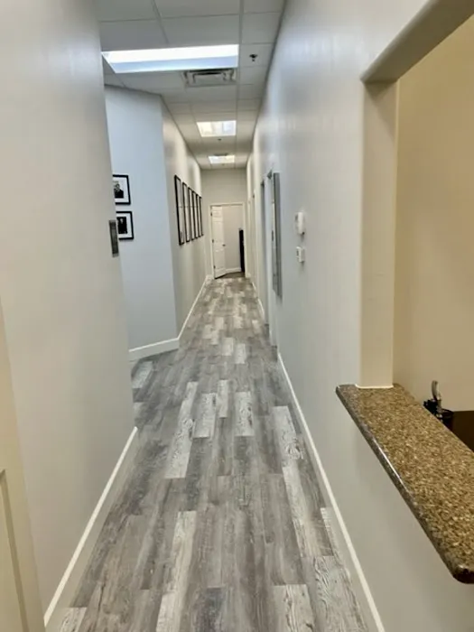 SummitMD Dermatology Glendale Picture 1