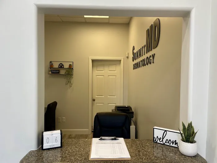 SummitMD Dermatology Glendale Picture 5