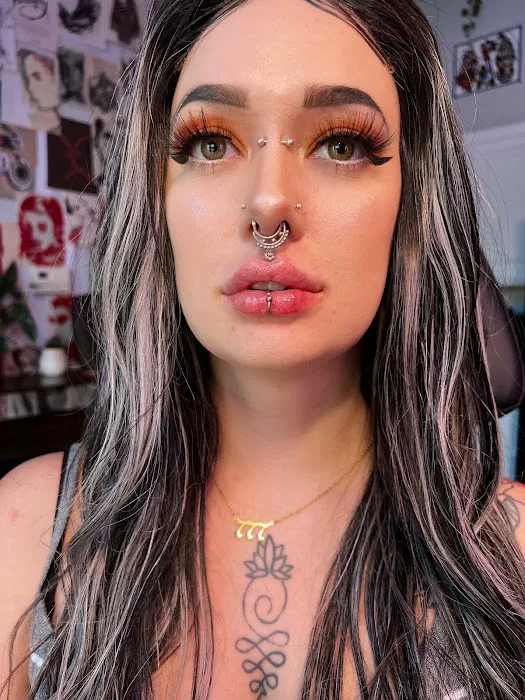 Tina Torres Cosmetics Picture 2