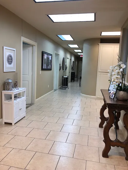 SkinWize by Camille Picture 3