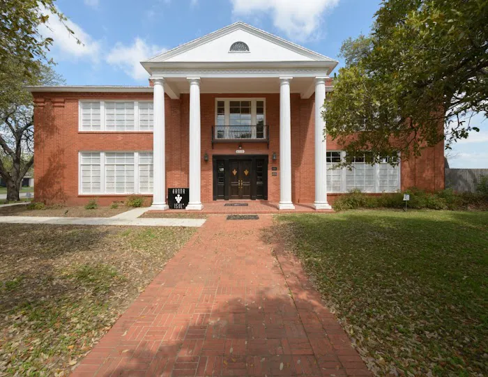 Hanna Isul Skin Therapy Picture 10