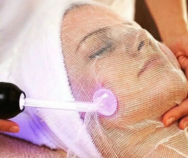 Fine Lines Glow Picture 4