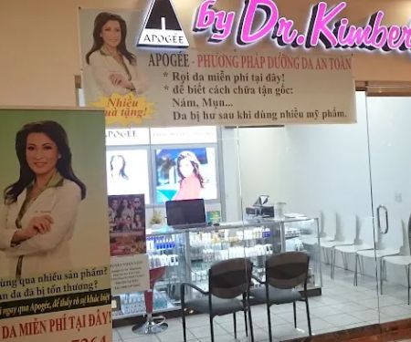 Apogu00e9e Skin by Dr. Kimberly