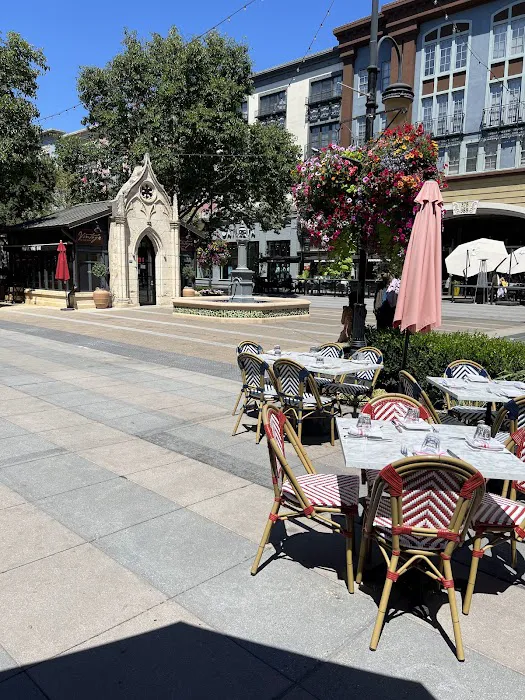 The Eye Spa by Optical Illusions | IPL, Radiofrequency, Microneedling Aesthetics Picture 4