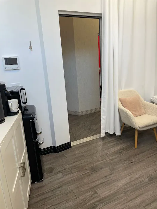 Skinceal Studio Picture 3