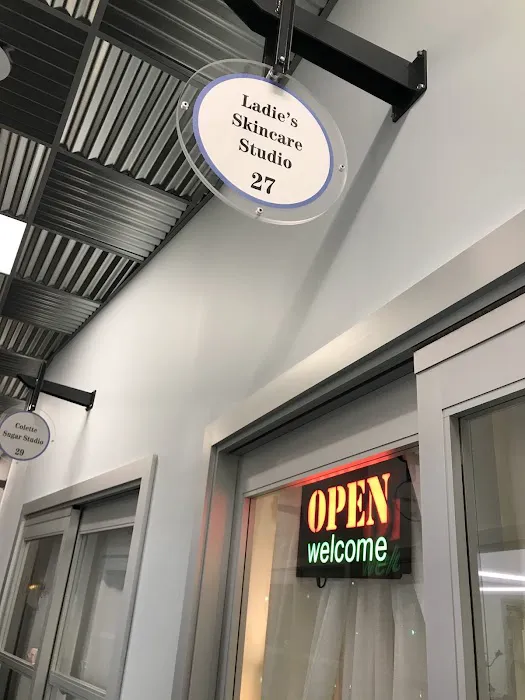 Truc's Beauty Studio Picture 3