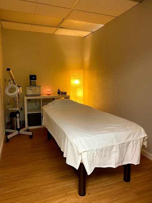 Calayan Skin Care Aesthetics Picture 8