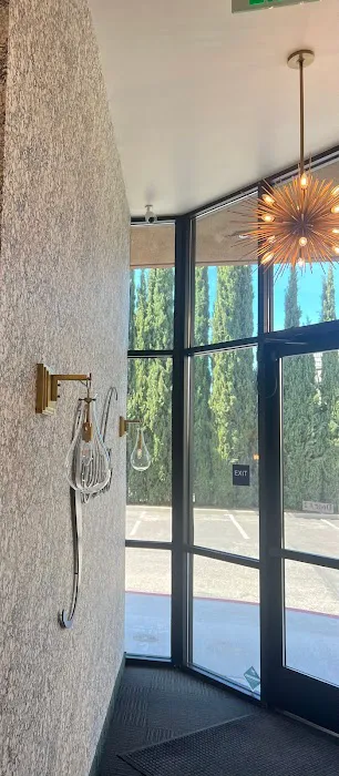 Yun Esthetics -윤 korean 스킨케어 Picture 5