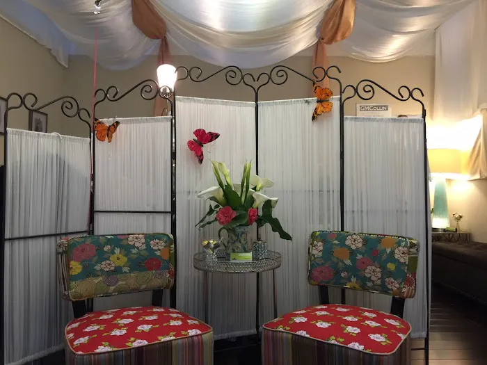 Yun Esthetics -윤 korean 스킨케어 Picture 2