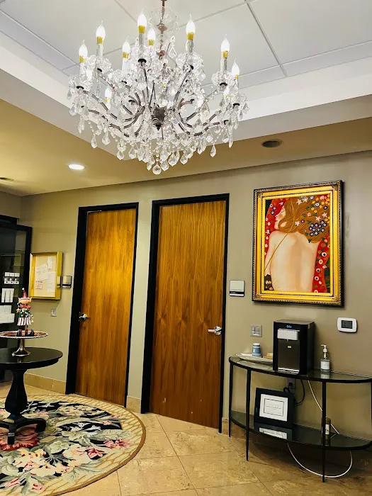 Jenesis Lipoplasty & Laser Picture 2