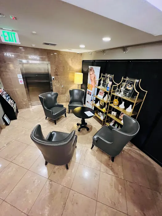 Jenesis Lipoplasty & Laser Picture 3