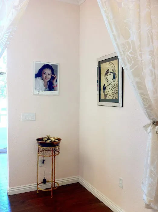 Nalan's Rejuvenating Spa Picture 3