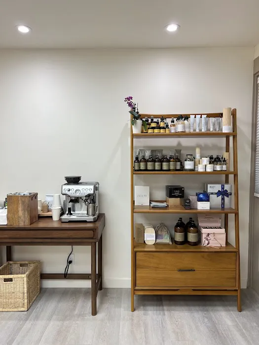 J.H Beauty SkinCare Picture 3