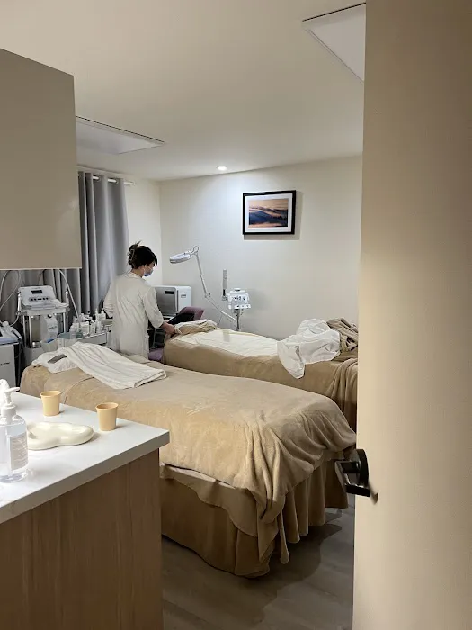 J.H Beauty SkinCare Picture 2