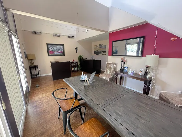 LK Skin Services Picture 8