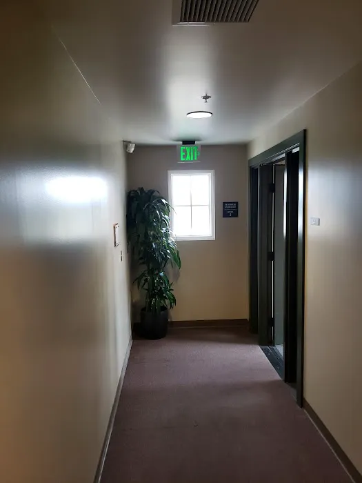 Cosmetic Vein Treatment: Los Gatos Ctr (Winchester): Palo Alto Med Foundation Picture 2