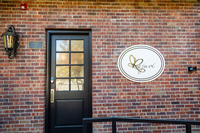 Rejuvé - Botox, CoolSculpting, Laser, Weightloss, Wellness Center Picture 8