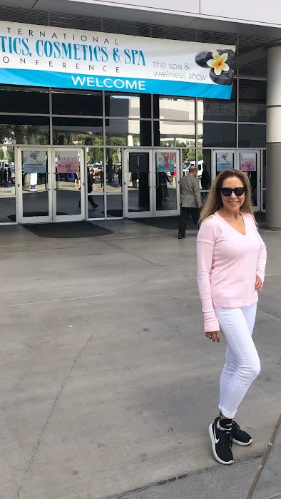 Moore Clinical Aesthetics Picture 8