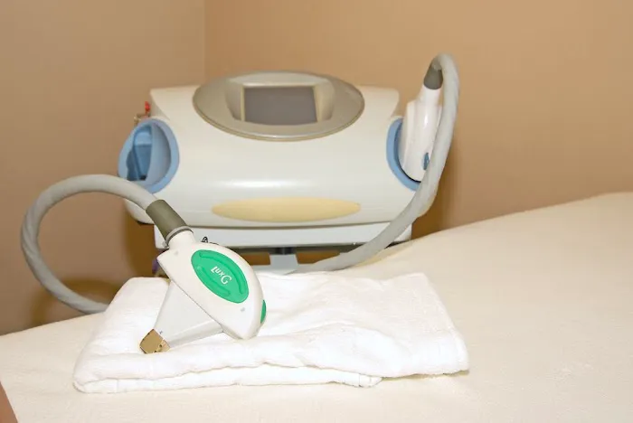 Claudia's Body & Skin Care Center Picture 3