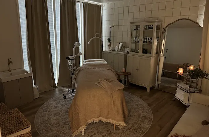 The Cosmetic Collective Picture 5