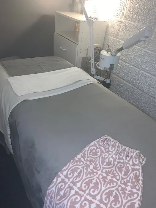 Elisha Marie Skin & Body Picture 7