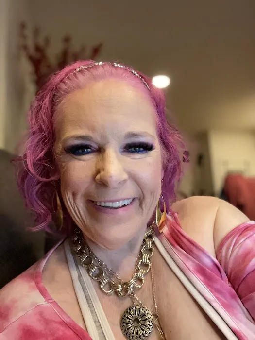 Elisha Marie Skin & Body Picture 5