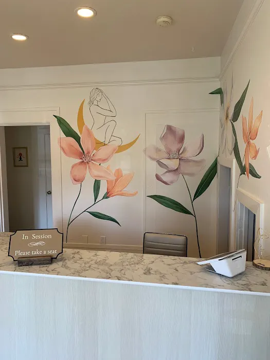 Luna Beauty Skincare & Waxing Studio Picture 6