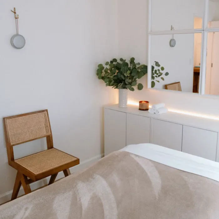 The Glow Prescription - Skincare & Wellness Studio - Picture 10