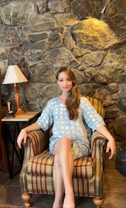 Santé Skin- A Lifestyle approach to Skin health + Wellness Picture 6