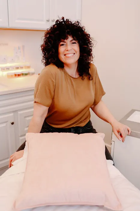 Derma Bella Skin Studio Picture 1