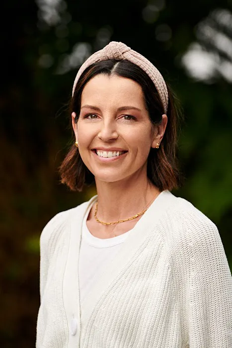 Jaclyn Etcheverry Holistic Skincare Picture 8