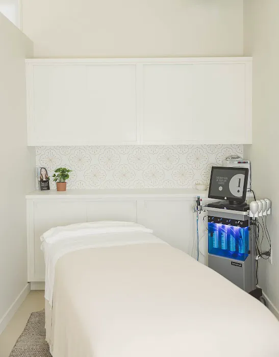 ASHLEY HAUT AESTHETICS | formerly Santa Cruz Hydrafacial Picture 3