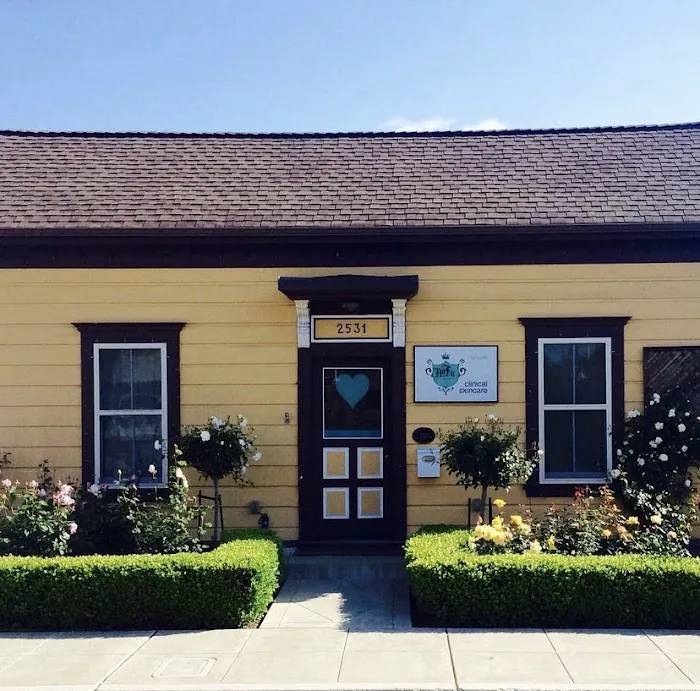 NoFu Clinical Skincare Picture 5