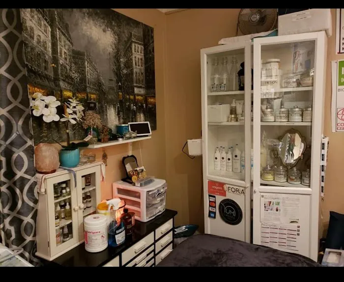 Wholesome Skincare And Body Picture 6