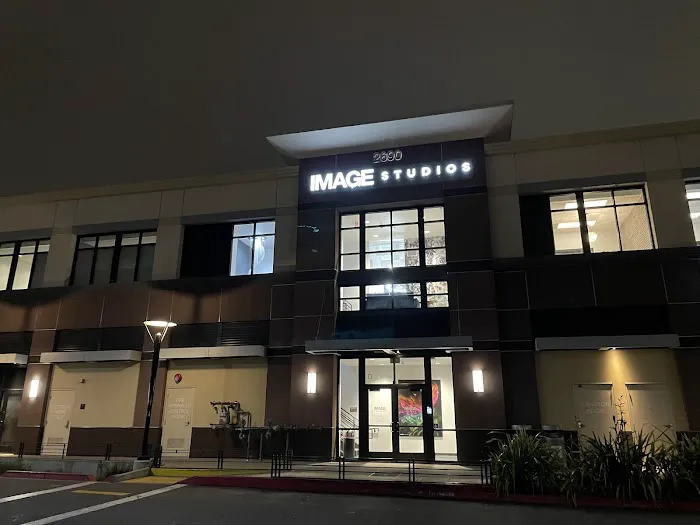 eleven esthetics Picture 3