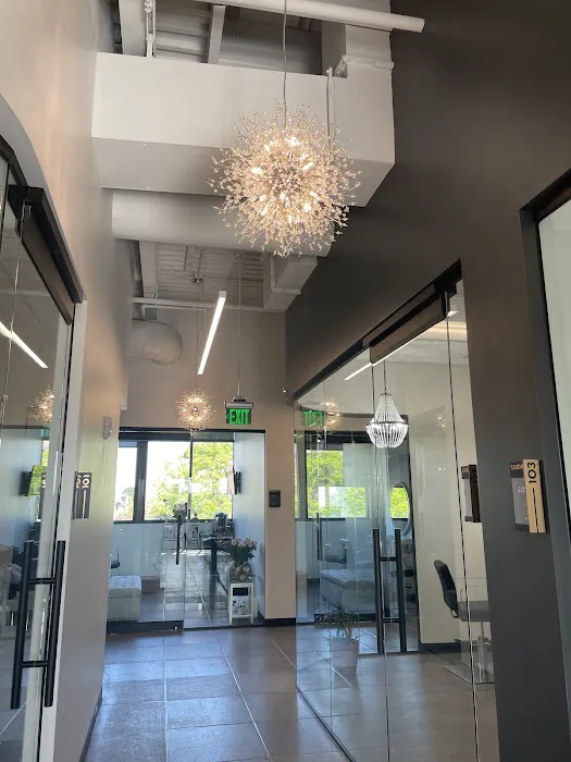 eleven esthetics Picture 2