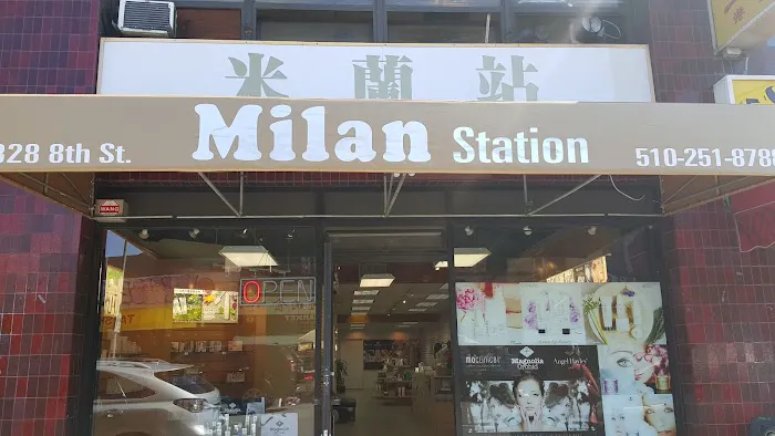 Me Land Station Picture 7