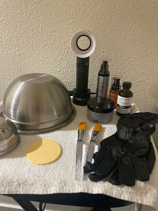 Wens Wax and Skin Picture 1