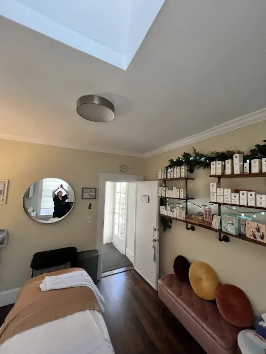 Sauveur skin care Picture 1