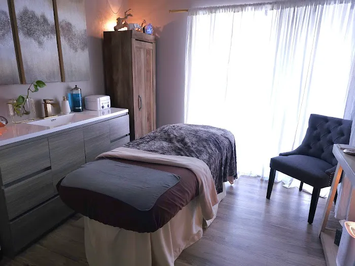 Grounded & Glowing Picture 4