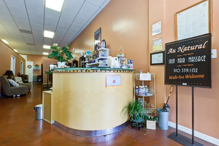 Au Natural skin Rejuvenating Center Picture 8