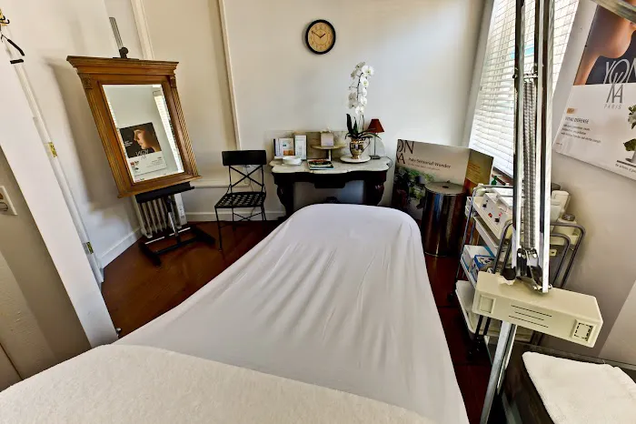 ISABELLE GERARD SKIN CARE STUDIO Picture 1