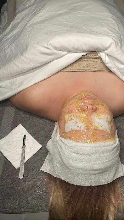 Lenox & Stone Skincare Picture 1